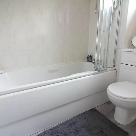 Apartman South Groathill - Lovely 2 Bed With Castle View *