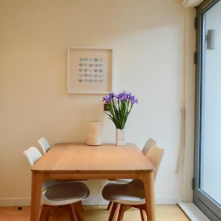 Bright Centrally Located