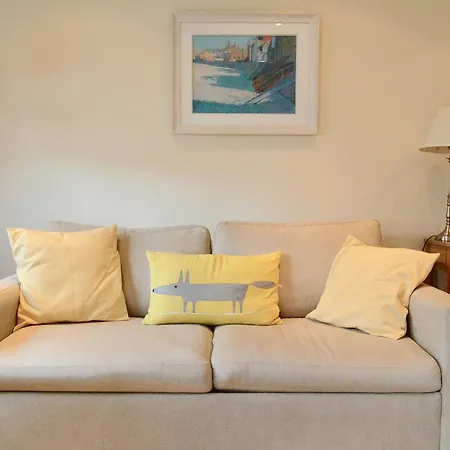 Bright Centrally Located