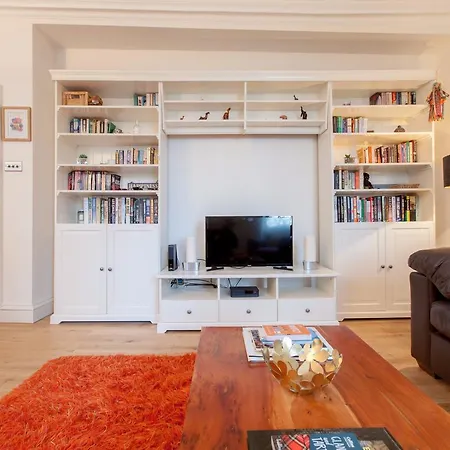 Appartamento Central Cosy For 6 In Edimburgo