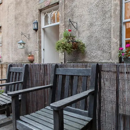 Central Cosy For 6 In Appartamento Edimburgo