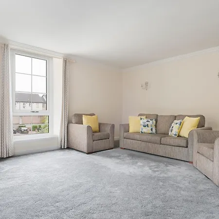 Stunning 2 Bed Near Haymarket With Pool Appartement