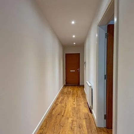 Spacious Modern Near Arthur's Seat Διαμέρισμα *