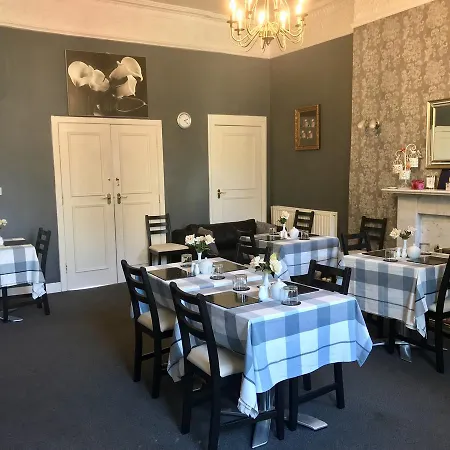 16 Pilrig Edinburgh