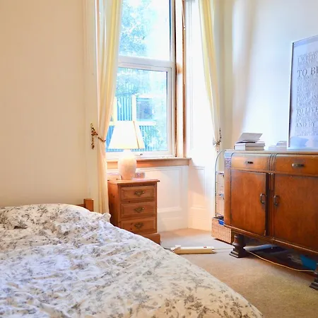 One Bedroom Meadowbank Sleeps 2 * Edinburgh