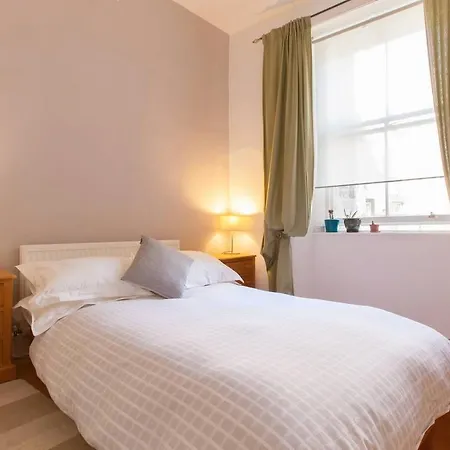 Homely Walking Distance To Royal Mile * Edimburgo