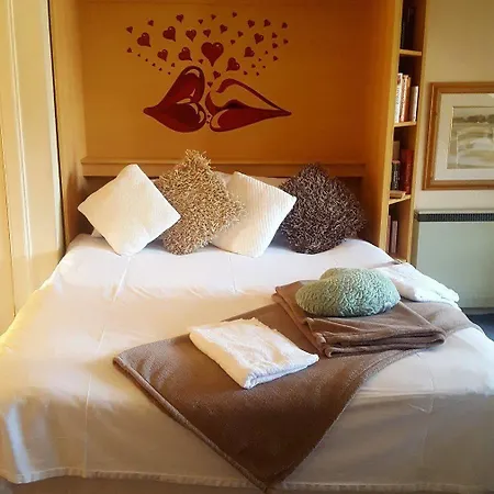 Tony Asga - Tony's Heart Of Centre Sleeps 2