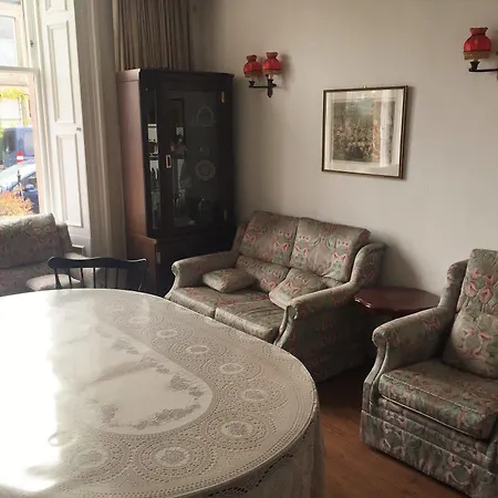 Dorstan House 3* Edimburgo