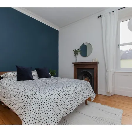 Apartament Spacious Stylish 2br Flat For 4 In Leith Walk Edynburg