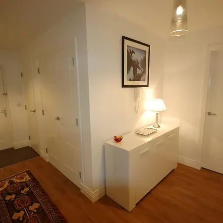 Apartment Brunswick Road Edinburgh