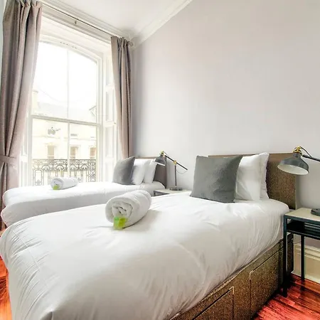 Apartamento Luxury Designer West End 2 Bedroom Apt