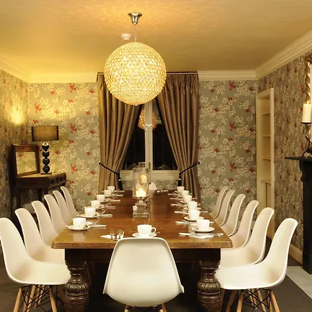 Hotel Grove House 3*