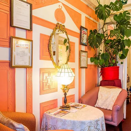 Bed & Breakfast Lyncliff 2*