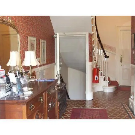 St Bernard's House (adults Only) ゲストハウス