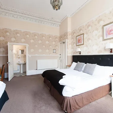 The St Valery 3* Edinburgh