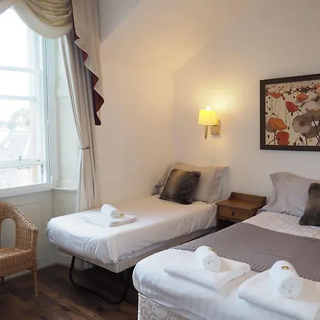 City Guest House בית הארחה