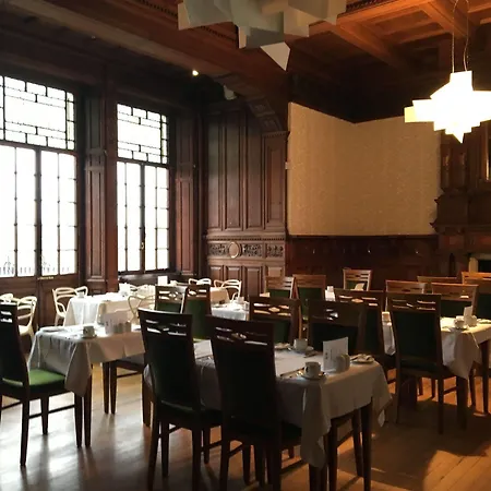 B+B Edinburgh 4*