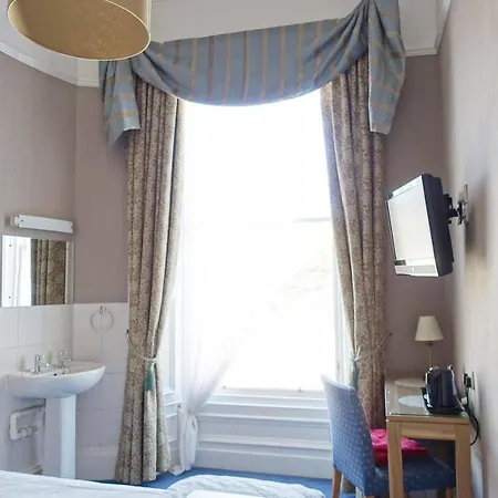 게스트하우스 Gladstone House 4*