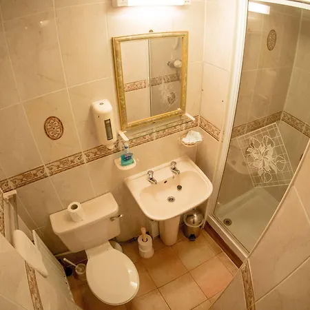 Corstorphine Hotel 3*