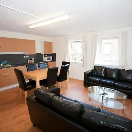 Destiny Student - Meadow Court