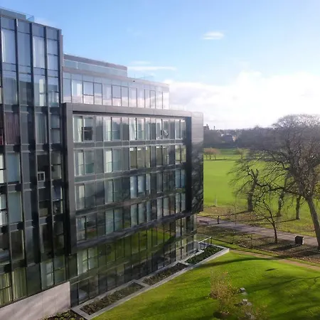 Hotel Cloud 9 - Quartermile Edinburgh