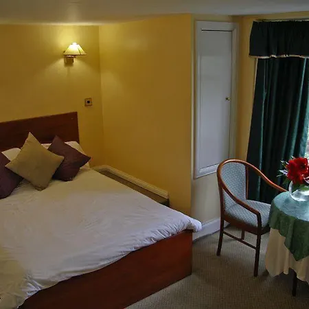 Grosvenor Apartment *