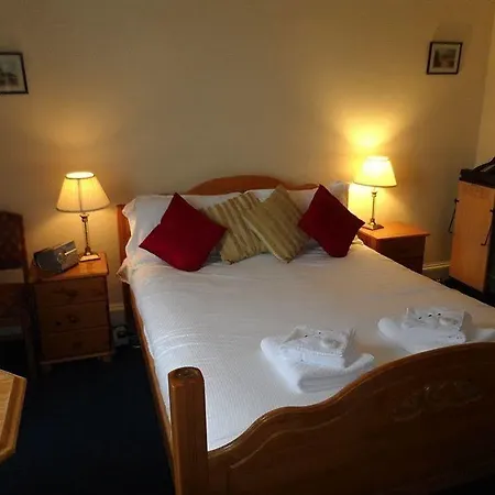 Cedar 宾馆 爱丁堡