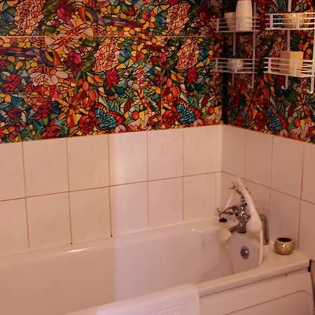 Tony Asga - Aishasakina * Edimburgo