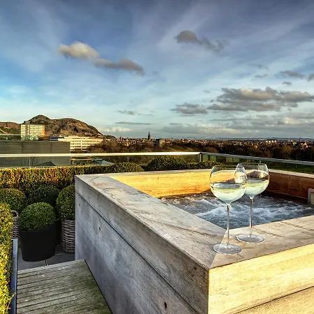 Quartermile Luxe @ The Meadows *