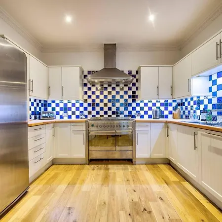 Διαμέρισμα Guestready In West End *