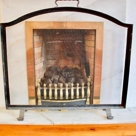 公寓 Spacious 2 Bedroom Near Holyrood Park 爱丁堡
