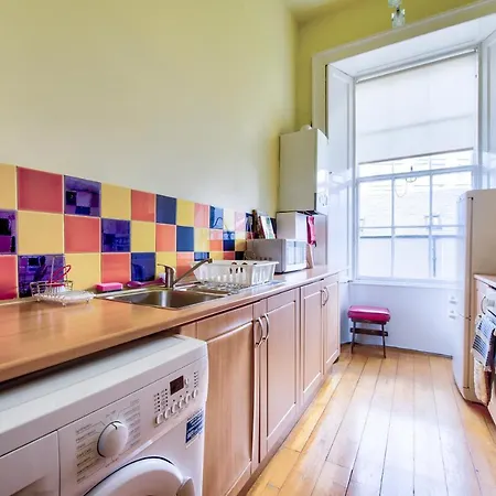 Spacious Central 3bed By The Castle דירה