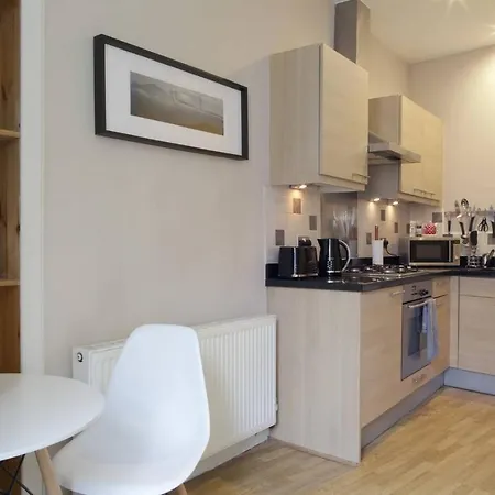 Apartment Stylish And Homey 1 Bedroom In Vibrant Tollcross Edinburgh