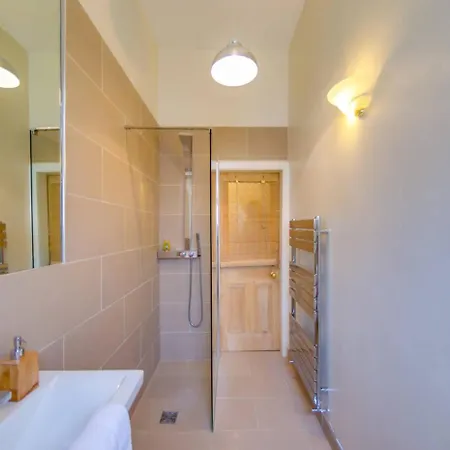 Joivy Spacious Next To The Meadows Appartamento *