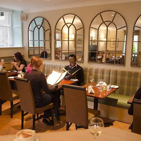 The Parliament House Hotell