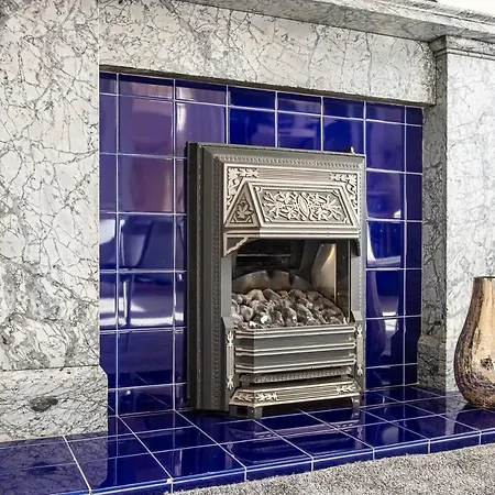 Stylish & Spacious City Centre Apt W/ Terrace Appartement Edinburgh