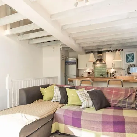 公寓 Bright Free Parking- Sleeps 4