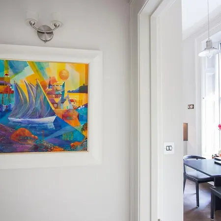 Palmerston Place Luxury City Centre Apt With Private Parking Apartment *