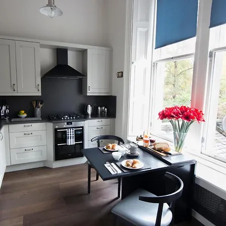 Palmerston Place Luxury City Centre Apt With Private Parking Apartment *
