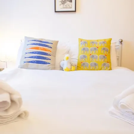 Apartment Spacious 2 Bedrooms By Royal Mile