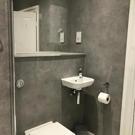 Innercitylets - Royal Mile Daire *