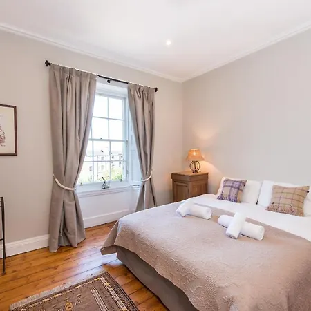 The New Town Idyll @ Dublin Street * Edimburgo