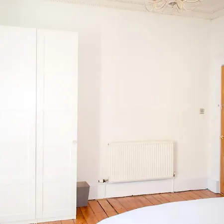Elegant 2 Bedroom In New Town 公寓 *