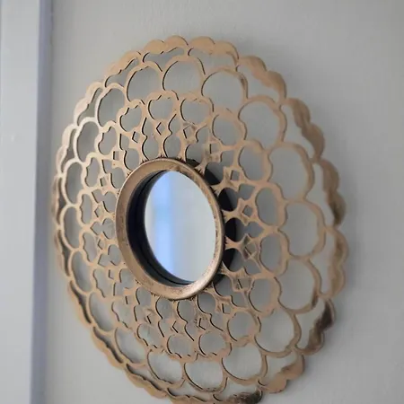 South Groathill - Lovely 2 Bed With Castle View Apartment *