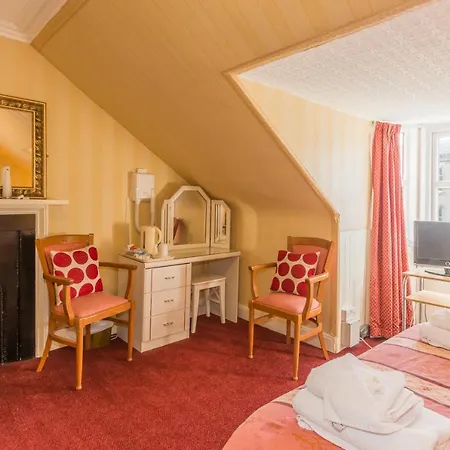 Pensjonat Menzies 3*