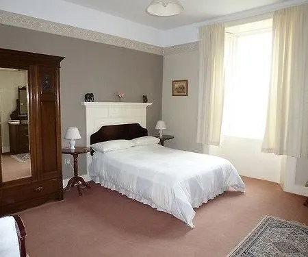 Fairshiels Hotel