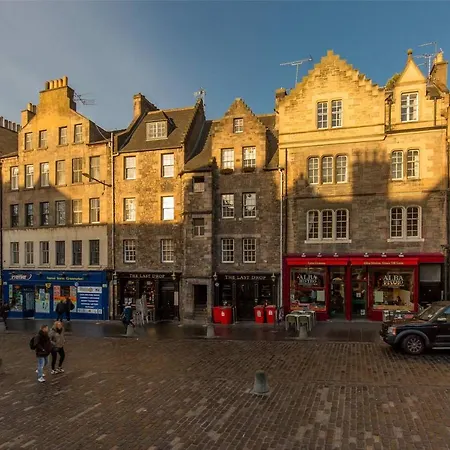 Altido Unique & Stylish Grassmarket Apt - Close To Castle Appartement