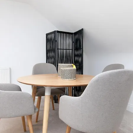 Modern Gem In Georgian Listed Building ♥ Of City شقة *