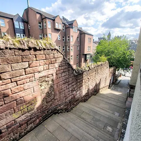 Apartman Joivy Amazing Location - Charming By The Castle!