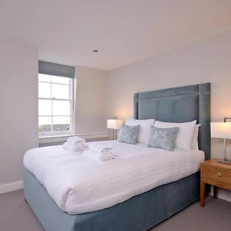 Destiny Scotland New Town Appartement